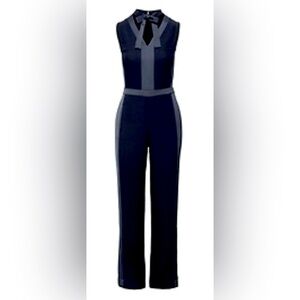 Banana Republic black Sleeveless Jumpsuit in Size 12